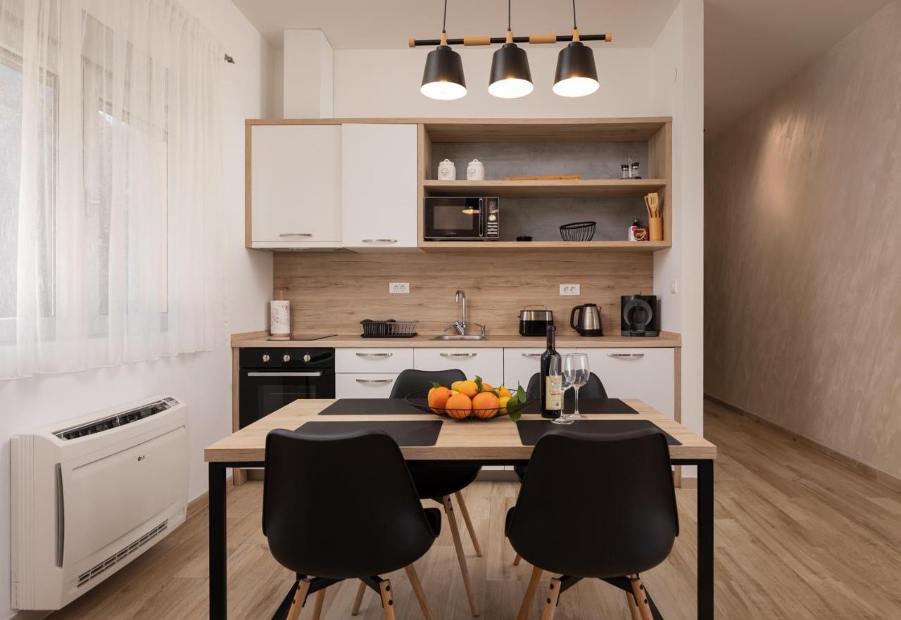 Bonintro Lux Apartment Котор Екстер'єр фото