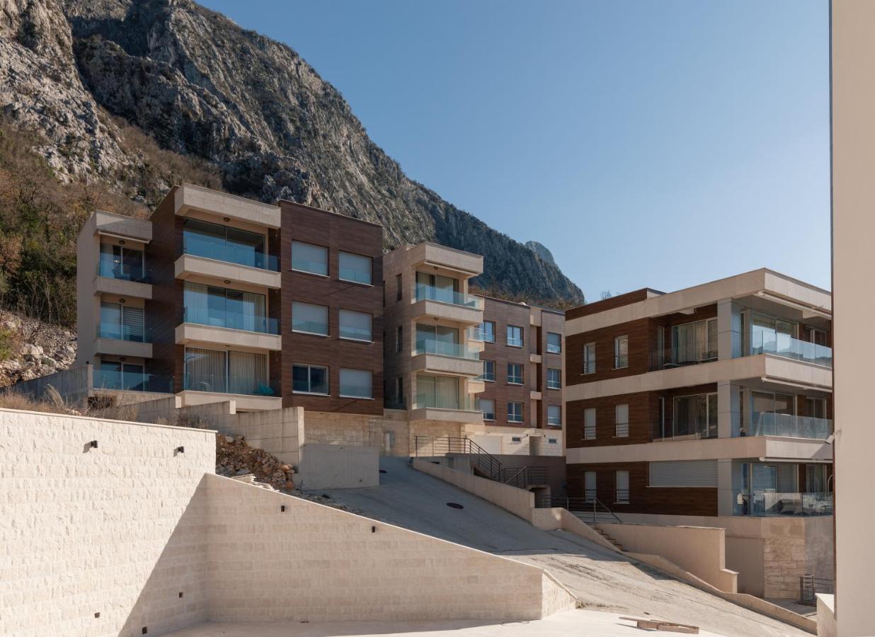 Bonintro Lux Apartment Котор Екстер'єр фото