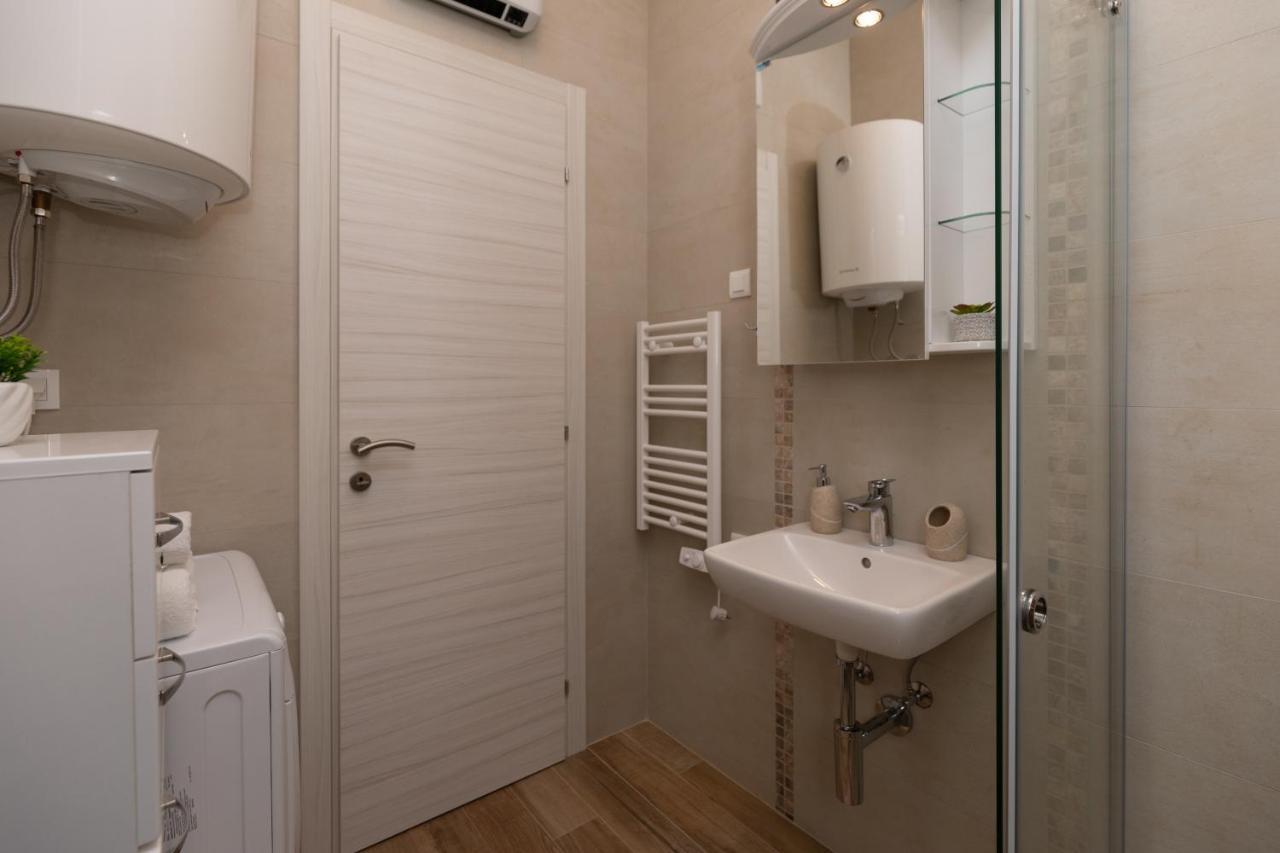 Bonintro Lux Apartment Котор Екстер'єр фото