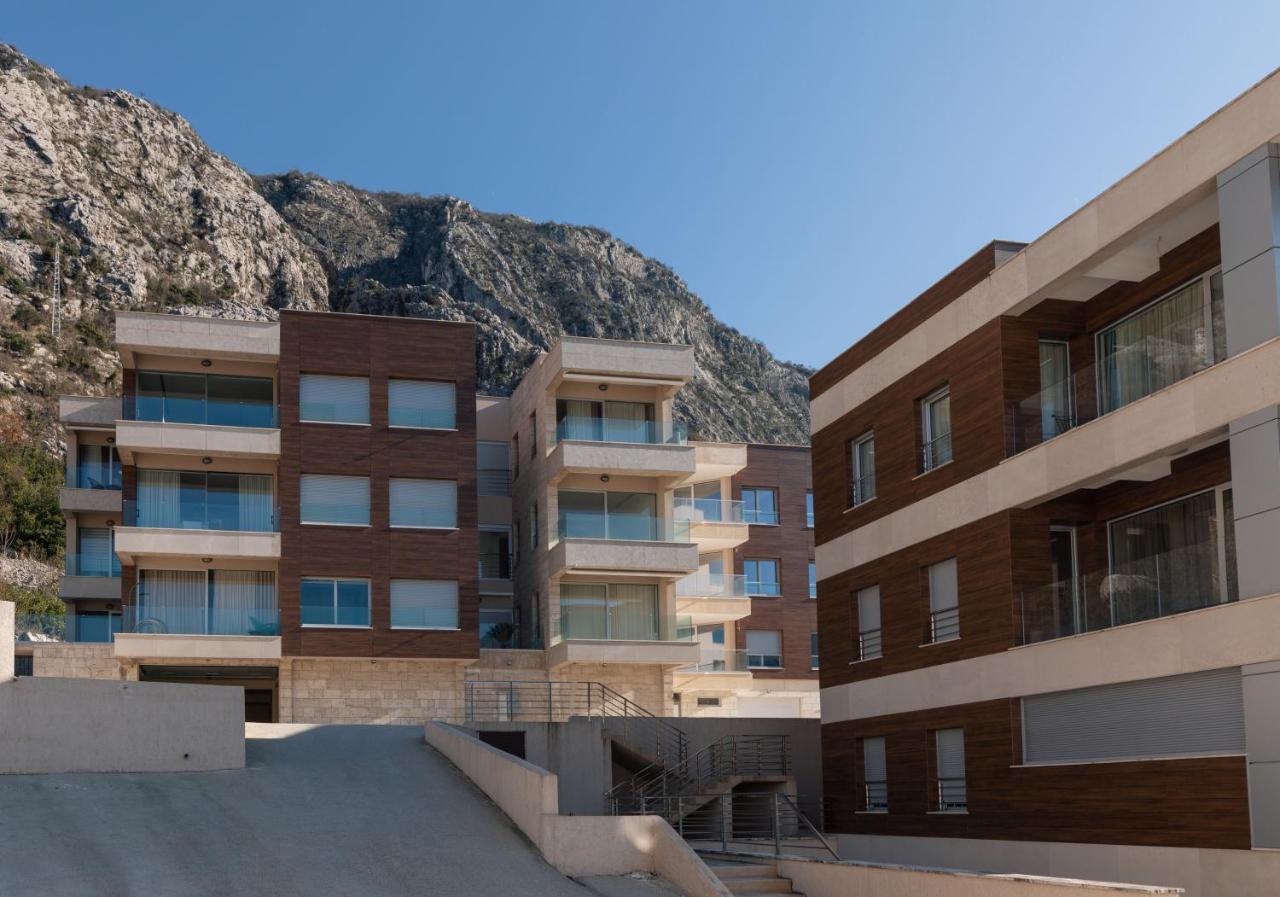 Bonintro Lux Apartment Котор Екстер'єр фото
